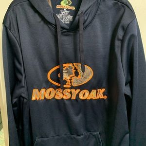 New navy blue MossyOak hoodie